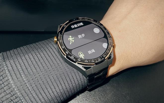 行榜-实用与性能于一身的性价比之选！K8凯发2025年智能手表品牌推荐排(图8)