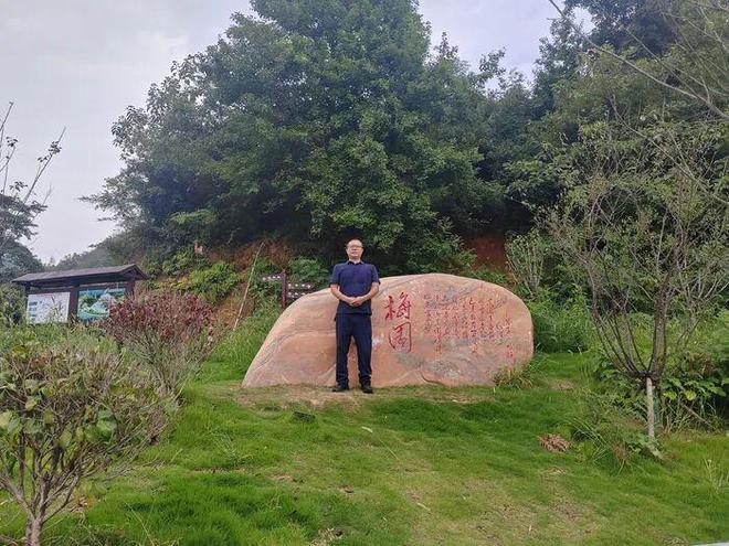 赴衡山开展古建筑研学活动德福运道馆创始人易洪永(图3) 赴衡山开展古建筑研学活动德福运道馆创始人易洪永(图3)